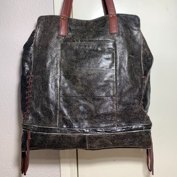 MUXO Distressed Black Leather Weekender Tote - Picture 6 of 13
